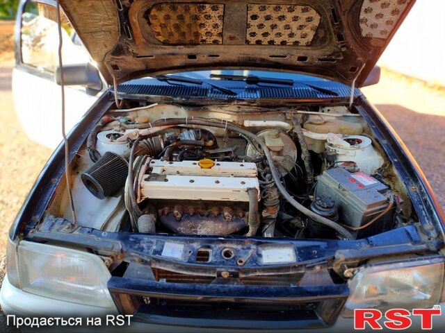 Білий Опель Кадет, об'ємом двигуна 2 л та пробігом 80 тис. км за 1500 $, фото 7 на Automoto.ua