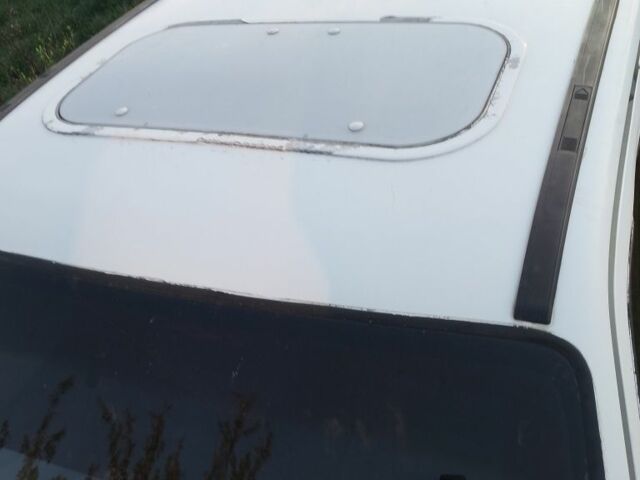 Белый Опель Кадет, объемом двигателя 1.4 л и пробегом 2 тыс. км за 826 $, фото 5 на Automoto.ua