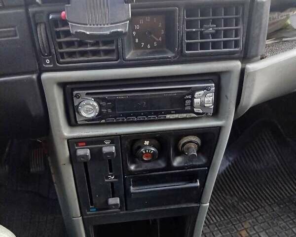 Білий Опель Кадет, об'ємом двигуна 1.6 л та пробігом 350 тис. км за 1000 $, фото 1 на Automoto.ua