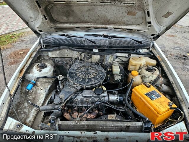 Белый Опель Кадет, объемом двигателя 1.3 л и пробегом 0 тыс. км за 650 $, фото 4 на Automoto.ua