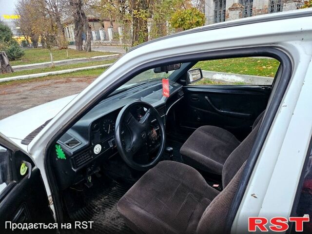 Белый Опель Кадет, объемом двигателя 1.3 л и пробегом 0 тыс. км за 650 $, фото 5 на Automoto.ua