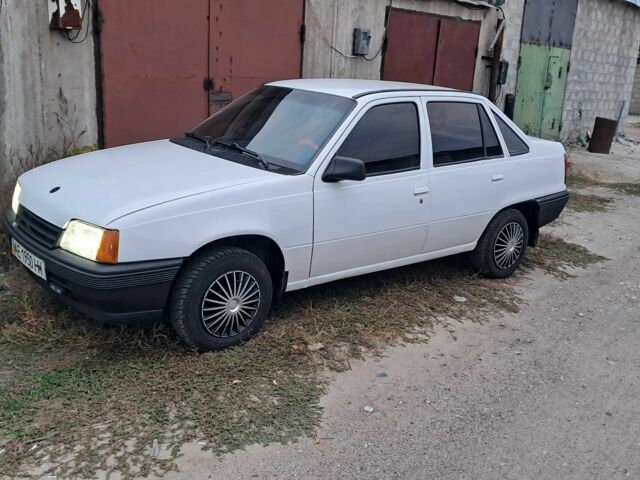 Белый Опель Кадет, объемом двигателя 0 л и пробегом 123 тыс. км за 1150 $, фото 8 на Automoto.ua