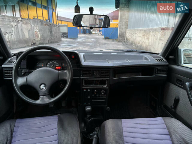 Белый Опель Кадет, объемом двигателя 1.4 л и пробегом 39 тыс. км за 593 $, фото 4 на Automoto.ua