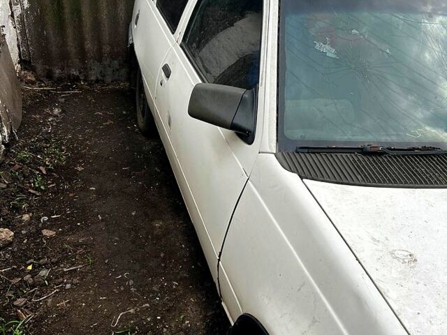 Белый Опель Кадет, объемом двигателя 1.3 л и пробегом 0 тыс. км за 350 $, фото 3 на Automoto.ua