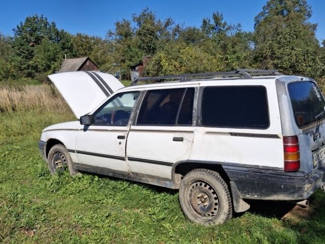 Белый Опель Кадет, объемом двигателя 0 л и пробегом 2 тыс. км за 500 $, фото 3 на Automoto.ua