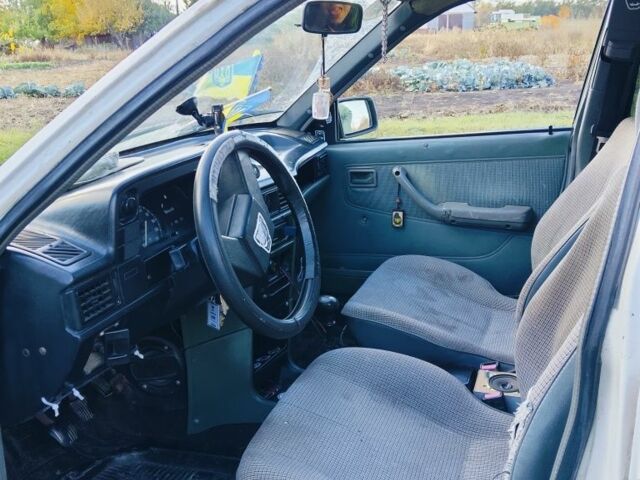 Белый Опель Кадет, объемом двигателя 1.6 л и пробегом 372 тыс. км за 1000 $, фото 5 на Automoto.ua