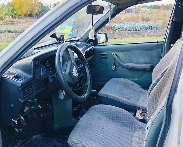 Белый Опель Кадет, объемом двигателя 1.6 л и пробегом 372 тыс. км за 1000 $, фото 4 на Automoto.ua