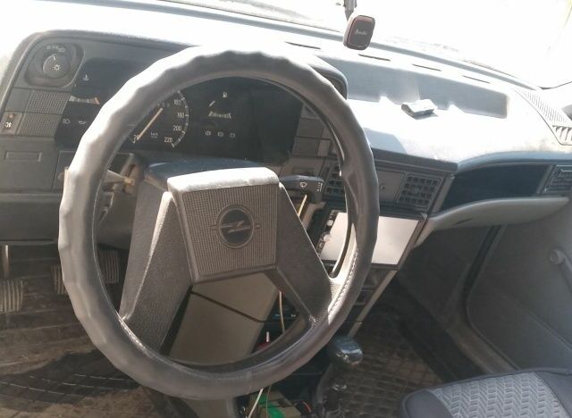 Білий Опель Кадет, об'ємом двигуна 0 л та пробігом 500 тис. км за 1750 $, фото 3 на Automoto.ua