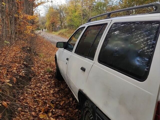 Белый Опель Кадет, объемом двигателя 0 л и пробегом 1 тыс. км за 716 $, фото 1 на Automoto.ua