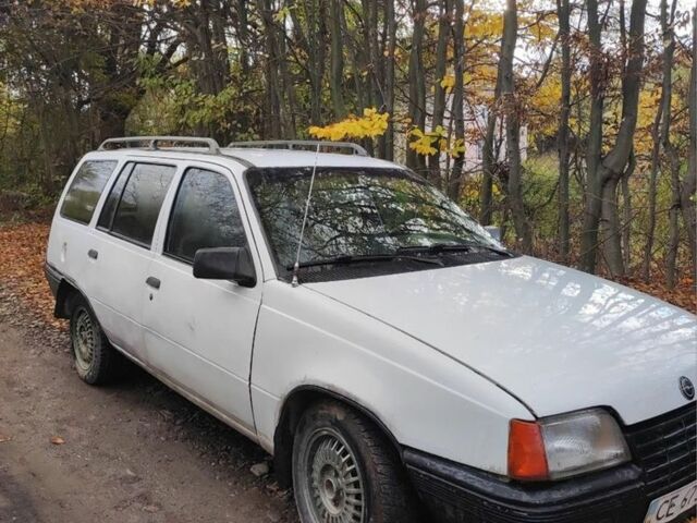 Белый Опель Кадет, объемом двигателя 0 л и пробегом 1 тыс. км за 716 $, фото 7 на Automoto.ua
