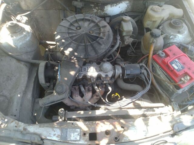 Белый Опель Кадет, объемом двигателя 1.3 л и пробегом 500 тыс. км за 300 $, фото 4 на Automoto.ua