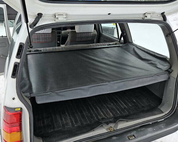 Белый Опель Кадет, объемом двигателя 1.6 л и пробегом 62 тыс. км за 2650 $, фото 74 на Automoto.ua