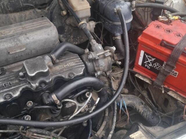 Белый Опель Кадет, объемом двигателя 1.7 л и пробегом 150 тыс. км за 850 $, фото 6 на Automoto.ua