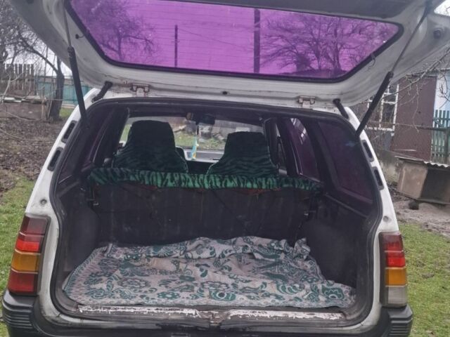 Белый Опель Кадет, объемом двигателя 1.7 л и пробегом 150 тыс. км за 850 $, фото 5 на Automoto.ua