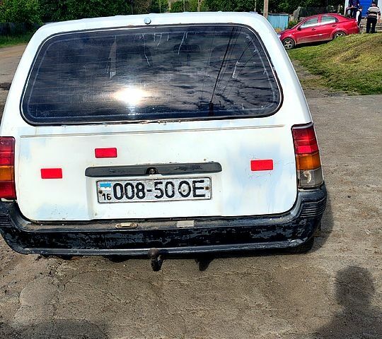 Белый Опель Кадет, объемом двигателя 1.4 л и пробегом 500 тыс. км за 800 $, фото 3 на Automoto.ua