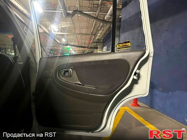 Белый Опель Кадет, объемом двигателя 1.6 л и пробегом 200 тыс. км за 2200 $, фото 11 на Automoto.ua