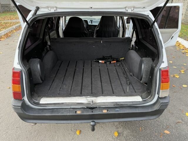 Белый Опель Кадет, объемом двигателя 1.7 л и пробегом 120 тыс. км за 1200 $, фото 13 на Automoto.ua