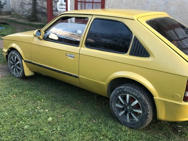 Бежевый Опель Кадет, объемом двигателя 1 л и пробегом 1 тыс. км за 750 $, фото 2 на Automoto.ua