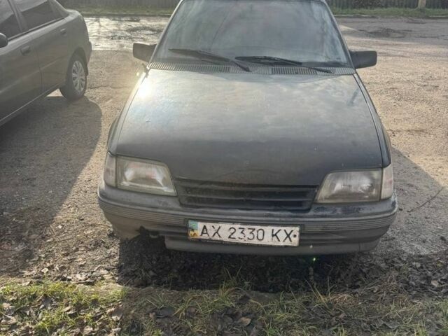 Черный Опель Кадет, объемом двигателя 1.3 л и пробегом 250 тыс. км за 450 $, фото 1 на Automoto.ua