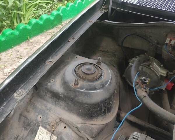 Черный Опель Кадет, объемом двигателя 1.3 л и пробегом 300 тыс. км за 1100 $, фото 2 на Automoto.ua