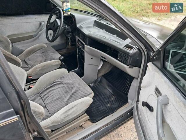 Черный Опель Кадет, объемом двигателя 1.8 л и пробегом 100 тыс. км за 1200 $, фото 13 на Automoto.ua