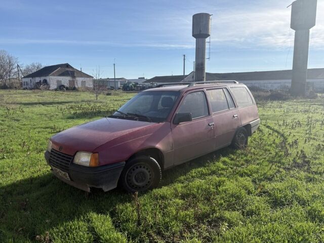 Черный Опель Кадет, объемом двигателя 1.6 л и пробегом 428 тыс. км за 713 $, фото 11 на Automoto.ua