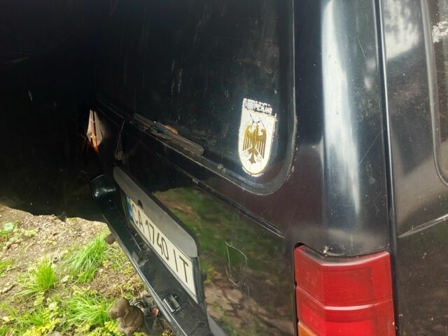 Черный Опель Кадет, объемом двигателя 1.7 л и пробегом 675 тыс. км за 600 $, фото 2 на Automoto.ua