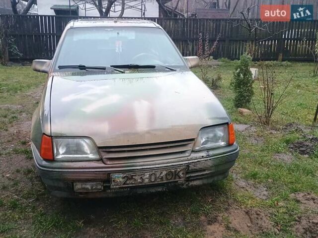 Коричневый Опель Кадет, объемом двигателя 0 л и пробегом 250 тыс. км за 589 $, фото 4 на Automoto.ua