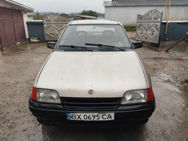 Коричневый Опель Кадет, объемом двигателя 0 л и пробегом 123 тыс. км за 855 $, фото 1 на Automoto.ua