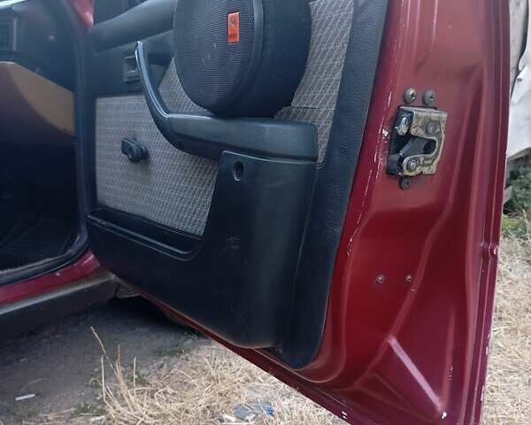 Красный Опель Кадет, объемом двигателя 1.6 л и пробегом 100 тыс. км за 1100 $, фото 15 на Automoto.ua