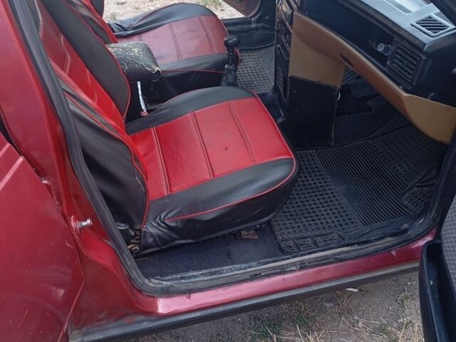 Красный Опель Кадет, объемом двигателя 1.6 л и пробегом 79 тыс. км за 1100 $, фото 14 на Automoto.ua