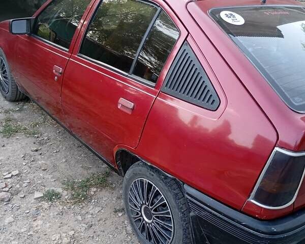Красный Опель Кадет, объемом двигателя 1.6 л и пробегом 100 тыс. км за 1100 $, фото 6 на Automoto.ua
