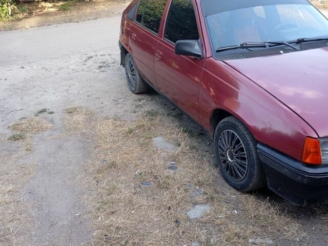 Красный Опель Кадет, объемом двигателя 1.6 л и пробегом 79 тыс. км за 1100 $, фото 17 на Automoto.ua