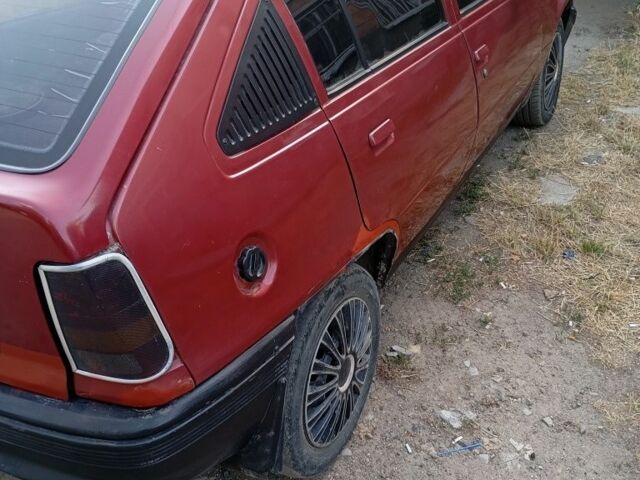 Красный Опель Кадет, объемом двигателя 1.6 л и пробегом 79 тыс. км за 1100 $, фото 12 на Automoto.ua