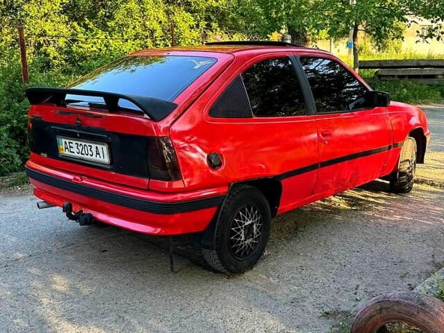 Червоний Опель Кадет, об'ємом двигуна 1.6 л та пробігом 0 тис. км за 950 $, фото 3 на Automoto.ua