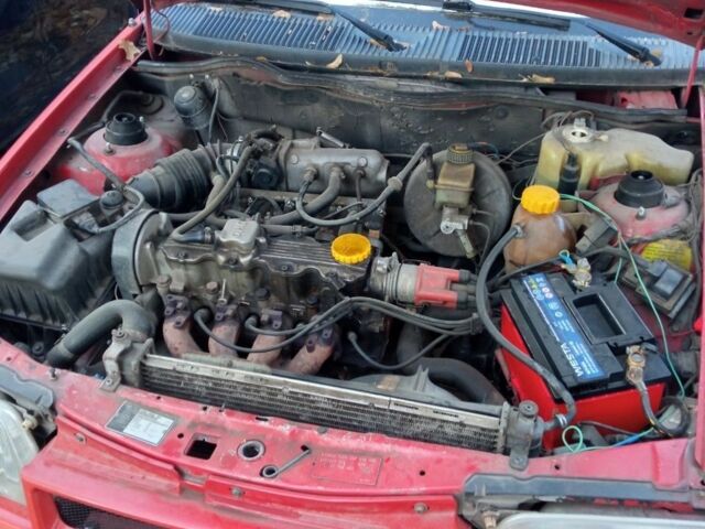 Опель Кадет 1985 в Днепре (Днепропетровске) на Automoto.ua Красный Опель Кадет, объемом двигателя 1.8 л и пробегом 21 тыс. км за 750 $, фото 4 на Automoto.ua