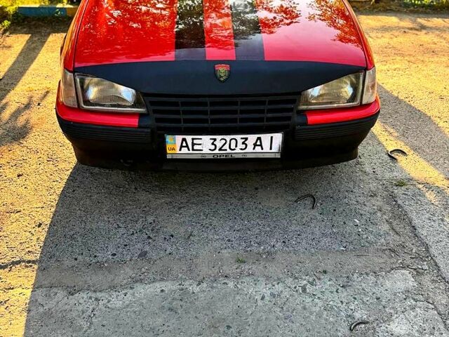 Червоний Опель Кадет, об'ємом двигуна 1.6 л та пробігом 0 тис. км за 950 $, фото 5 на Automoto.ua