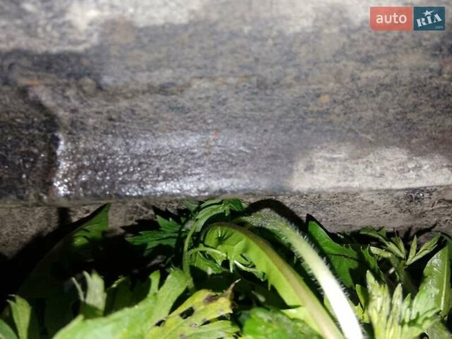 Красный Опель Кадет, объемом двигателя 1.3 л и пробегом 300 тыс. км за 400 $, фото 4 на Automoto.ua