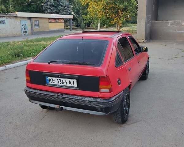 Червоний Опель Кадет, об'ємом двигуна 1.3 л та пробігом 124 тис. км за 1500 $, фото 5 на Automoto.ua
