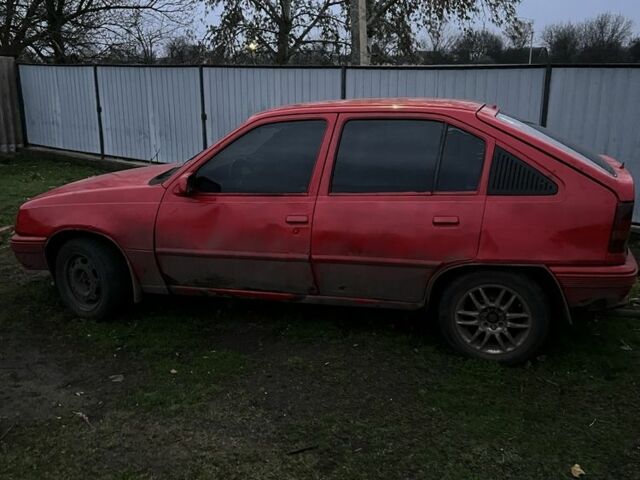 Красный Опель Кадет, объемом двигателя 1.6 л и пробегом 2 тыс. км за 481 $, фото 3 на Automoto.ua