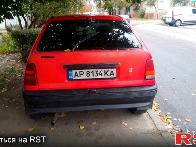 Красный Опель Кадет, объемом двигателя 1.3 л и пробегом 111 тыс. км за 850 $, фото 2 на Automoto.ua