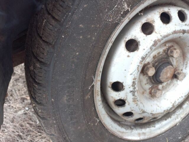 Красный Опель Кадет, объемом двигателя 1.2 л и пробегом 70 тыс. км за 750 $, фото 5 на Automoto.ua