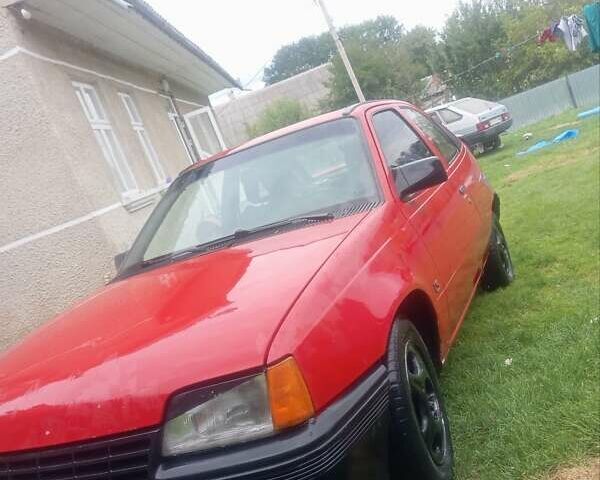 Красный Опель Кадет, объемом двигателя 1.6 л и пробегом 100 тыс. км за 1150 $, фото 4 на Automoto.ua