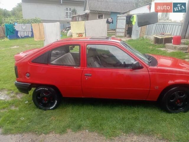 Красный Опель Кадет, объемом двигателя 1.6 л и пробегом 100 тыс. км за 1150 $, фото 10 на Automoto.ua