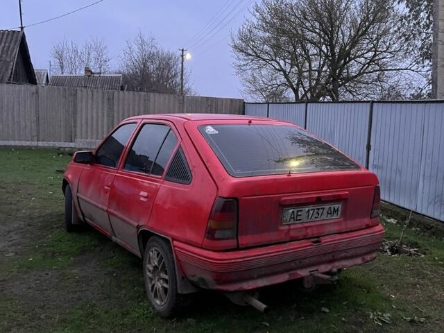 Красный Опель Кадет, объемом двигателя 1.6 л и пробегом 2 тыс. км за 481 $, фото 1 на Automoto.ua