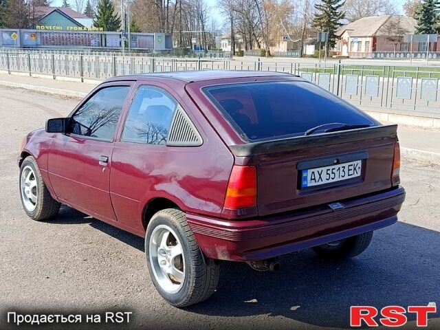 Красный Опель Кадет, объемом двигателя 1.3 л и пробегом 0 тыс. км за 1399 $, фото 6 на Automoto.ua