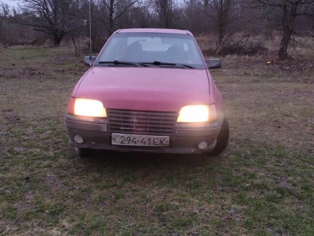 Красный Опель Кадет, объемом двигателя 0 л и пробегом 350 тыс. км за 377 $, фото 7 на Automoto.ua