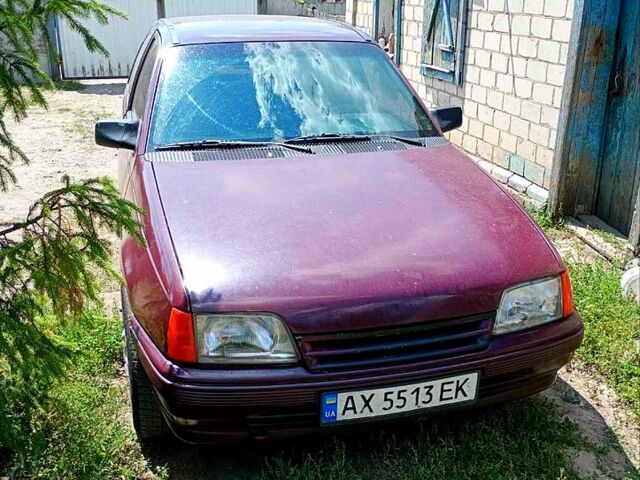 Красный Опель Кадет, объемом двигателя 1.3 л и пробегом 120 тыс. км за 750 $, фото 1 на Automoto.ua