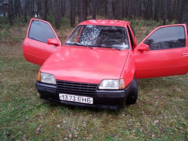 Красный Опель Кадет, объемом двигателя 0 л и пробегом 100 тыс. км за 650 $, фото 4 на Automoto.ua