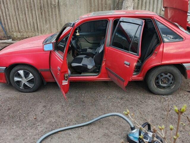 Красный Опель Кадет, объемом двигателя 2 л и пробегом 41 тыс. км за 1177 $, фото 5 на Automoto.ua